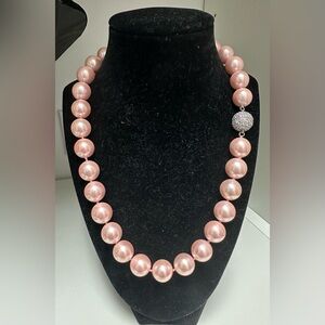 Elegant Pink Pearl Necklace